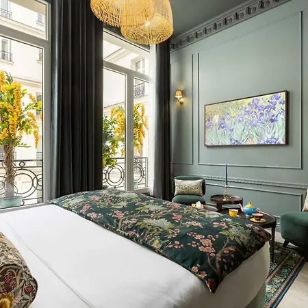 Apartament The Grand Champs Elysees Paryż