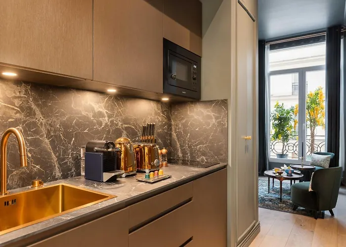 Apartamento The Grand Champs Elysees Paris