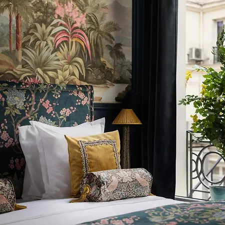 The Grand Champs Elysees Apartment *
