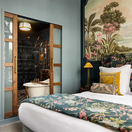 The Grand Champs Elysees Apartment Paris